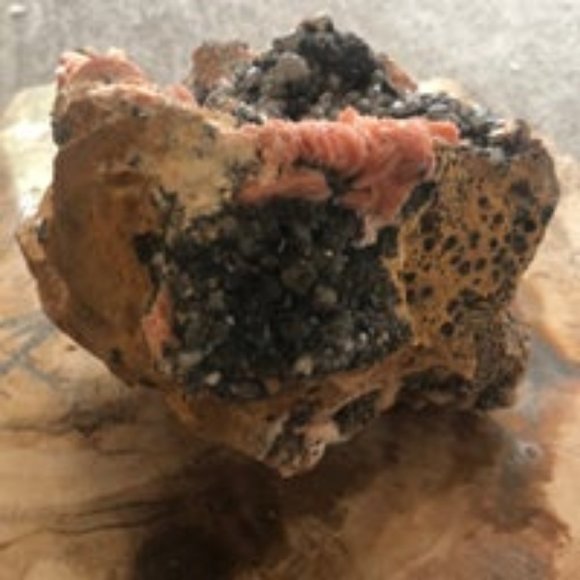 Large Barite with Cerussite Crystals. - Picture 3 of 7